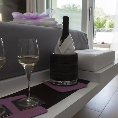 Etna Charme Bed & Breakfast *